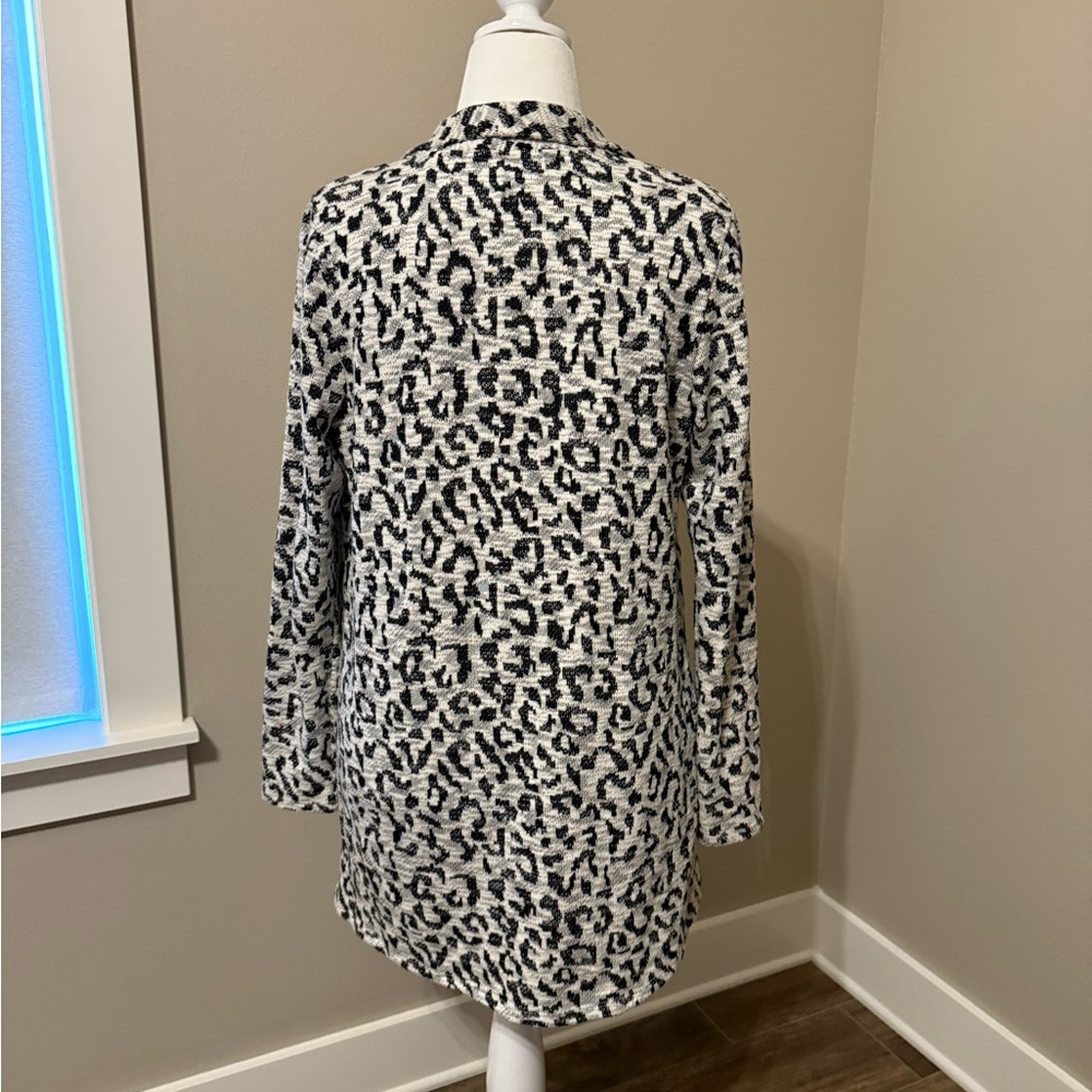 Bobeau Black and White Animal Print Long Sleeve Dress